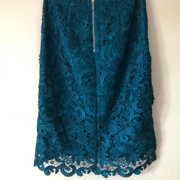 Asymmetrical skirt - Picture 5 of 11